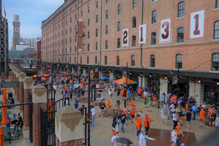 Orioles vs. Dodgers game, Ripken 2,131 ceremony delayed