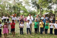 Asiste Javier May a presentación de obra del Laboratorio de Teatro Campesino e Indígena