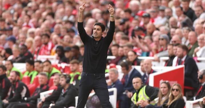 Mikel Arteta makes surprise Kiwior call as Gunners eye late defensive shakeup