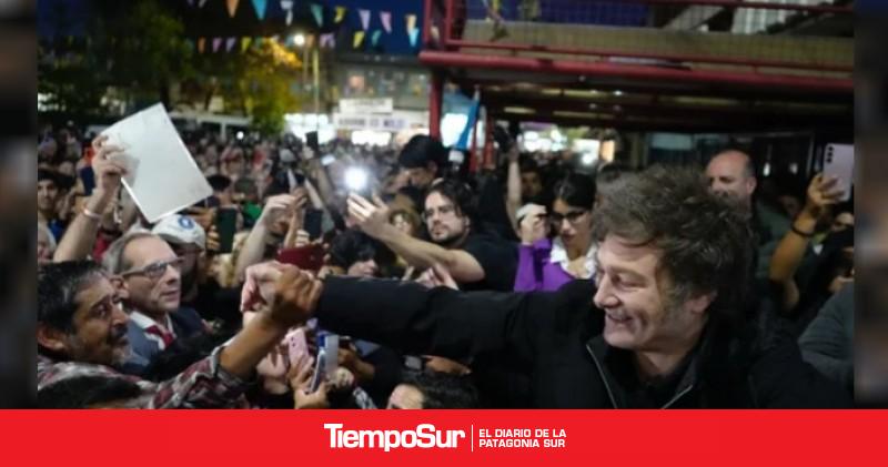 En plena campaña electoral Javier Milei recorrerá más de diez provincias e iniciará por Tierra del Fuego