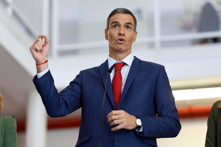 Sánchez rebajará las horas lectivas del profesorado