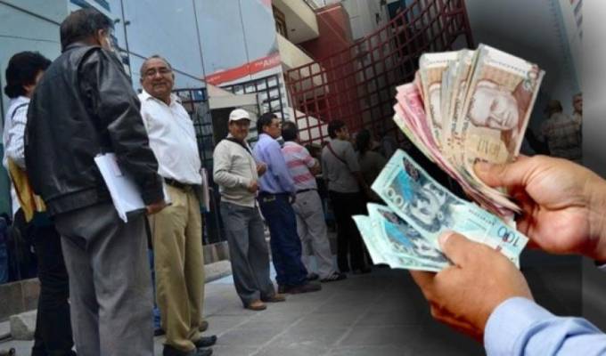 Fuerza Popular señala que el Gobierno "desnaturalizó" reforma de pensiones y pide "correcciones"