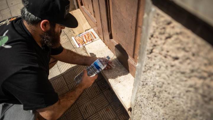 Vecinos de Santa Cruz denuncian el abandono de animales en una casa