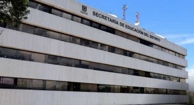 Procuraduría pide explicaciones por refrigerios en bolsas de basura
