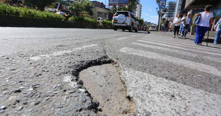 Residentes de la Avenida Santander piden mejoras en calle en el sector de El Cable
