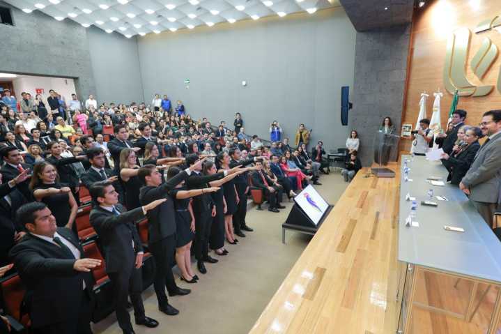 Asume nueva dirigencia de la FEUAA