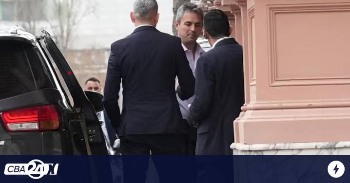 Tras la dura derrota electoral, Milei se reunió dos horas con su gabinete