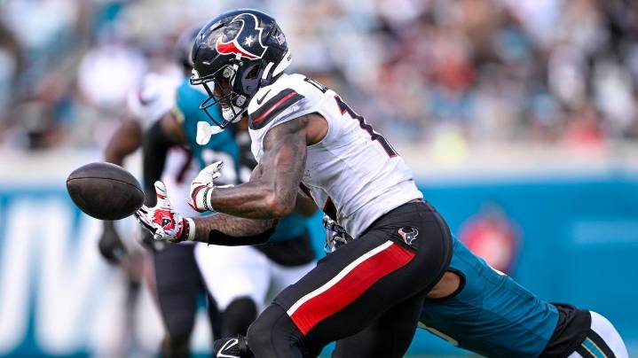 Nico Collins' rare fumble keeps the Texans winless with a daunting road ahead
