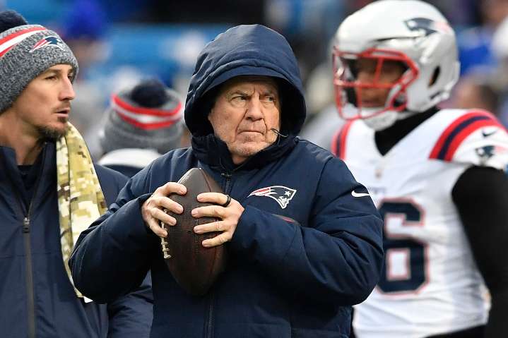 Patriots owner Robert Kraft hints at potential Bill Belichick statue