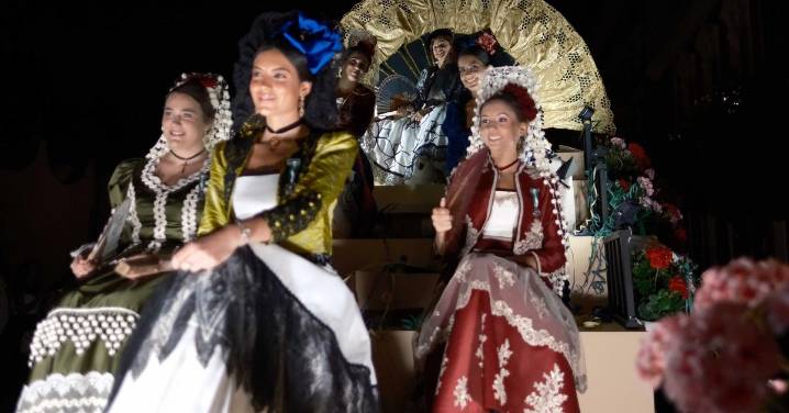 La cabalgata oficial abre la Feria de Pedro Romero de Ronda