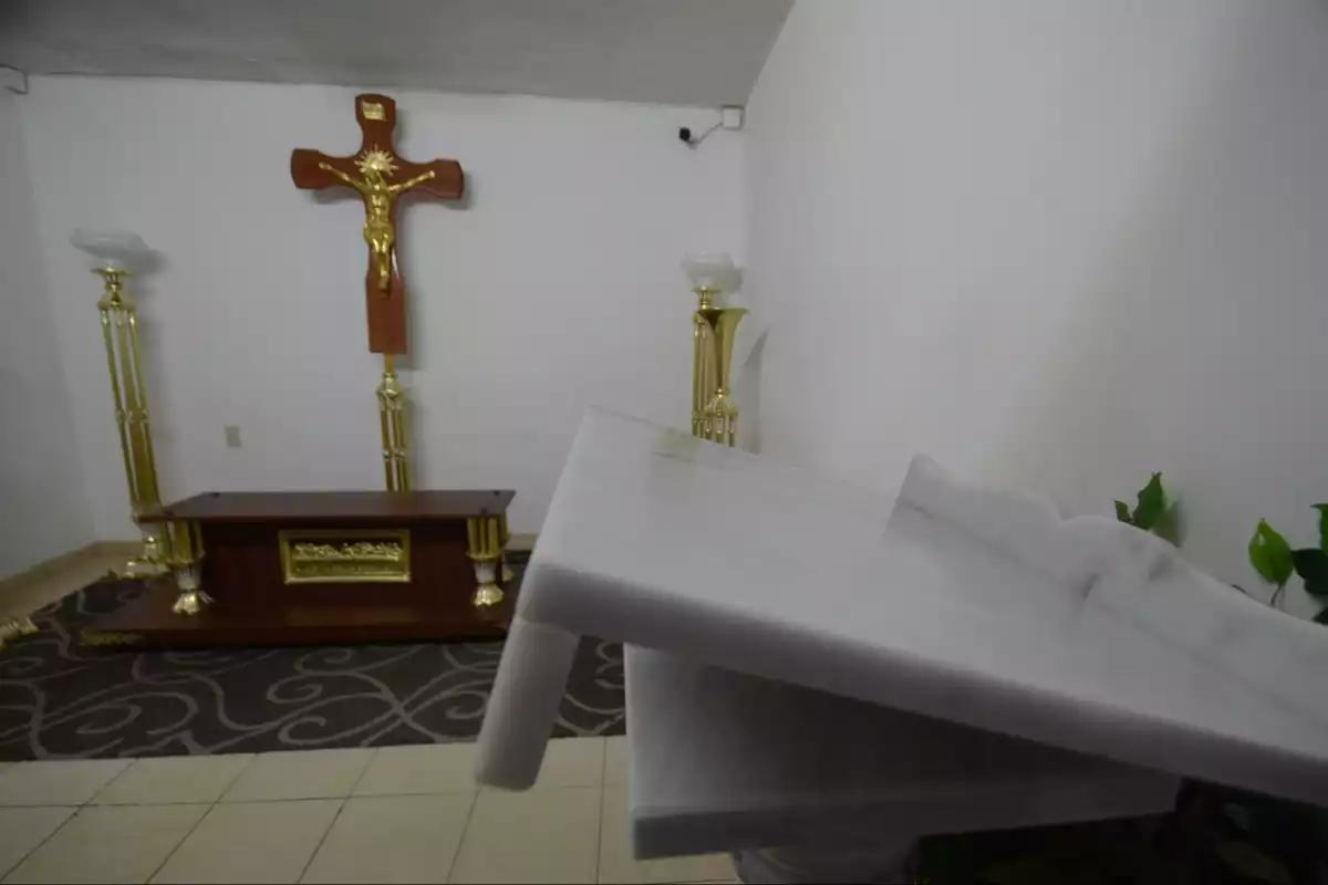 Catean funeraria en Baja California por caso de bebé fallecido y hallan otros ocho cuerpos