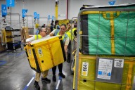 Amazon spends $1 billion to increase pay and lower health care costs for U.S. workers