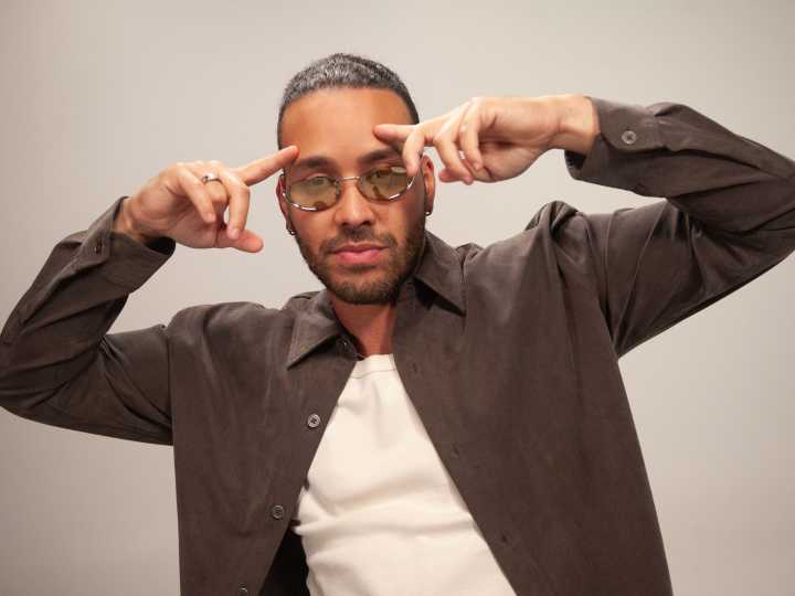 Prince Royce se animó a cantar hits de los Beatles, Lionel Richie, Bee Gees y hasta Backstreet Boys, todo en ritmo de bachata