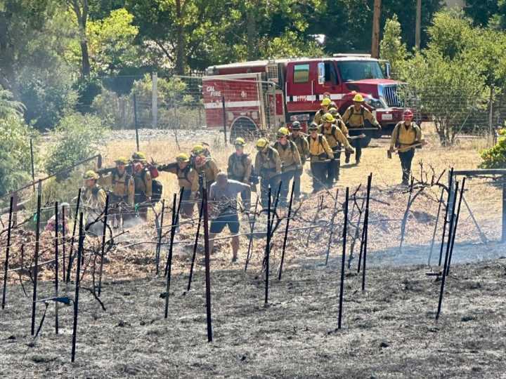 Castro Valley fire breaks out, but is quickly nearing containment