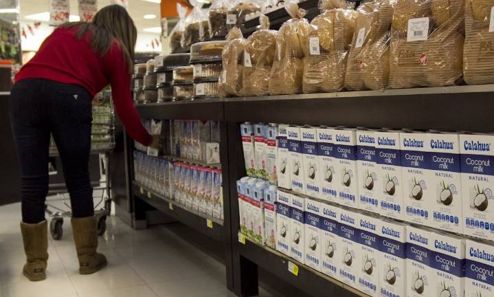 Profeco analiza 85 productos lácteos y detecta irregularidades en una marca