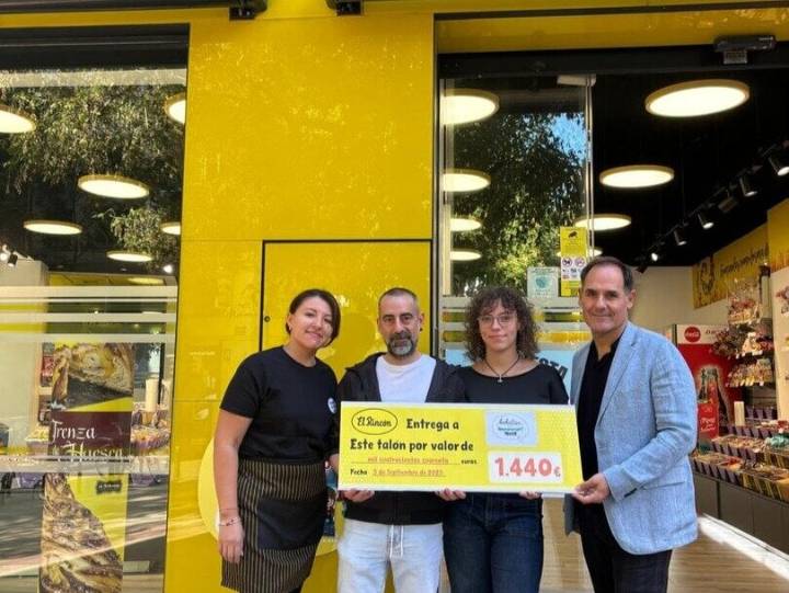 El Rincón recauda 1.440 euros para la Asociación Bokatas en apoyo a personas sin hogar