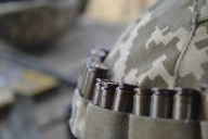 Mayor centro de fabricación de armas del mundo se construye cerca de China con el respaldo de Estados Unidos