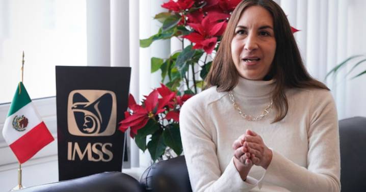 Marcela Velázquez, titular de la Unidad de DH del IMSS, llama a niños con discapacidad y cáncer ‘macro fauna carismática’