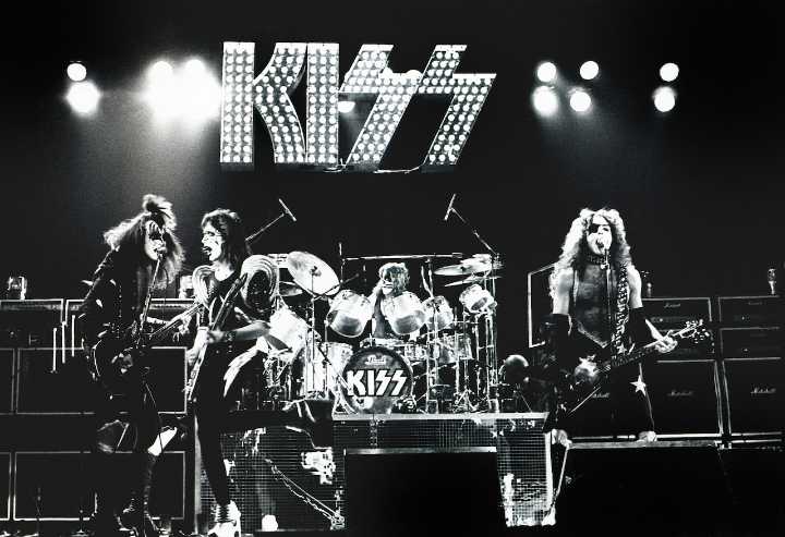 Kiss legend hospitalized, concert is cancelled