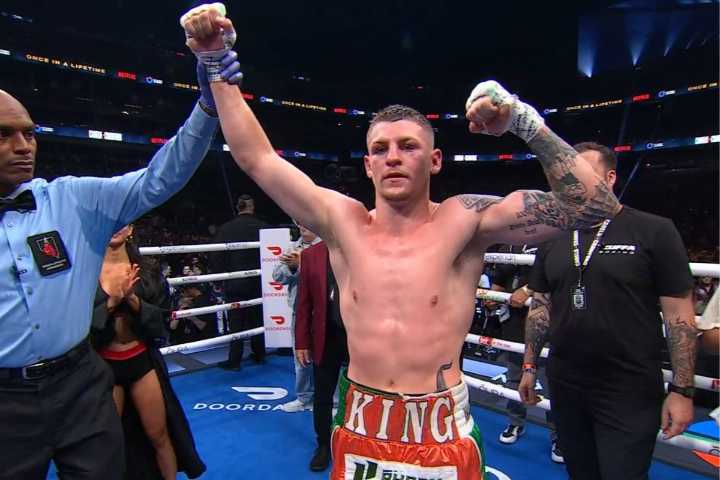 Callum Walsh’s Big Night Ruined as Dana White’s Fighter Puts Allegiant Stadium to “Sleep,” Per Canelo vs. Crawford Fans Fans go berserk on Dana White's fighter as Callum Walsh fails to impress despite