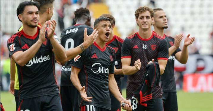 Otra genialidad de Alexis: Sevilla logra una victoria heroica en su visita al Rayo con Sánchez y Suazo como figuras