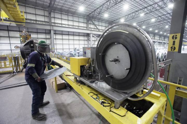 U.S. hiring stalls with just 22,000 jobs added in August