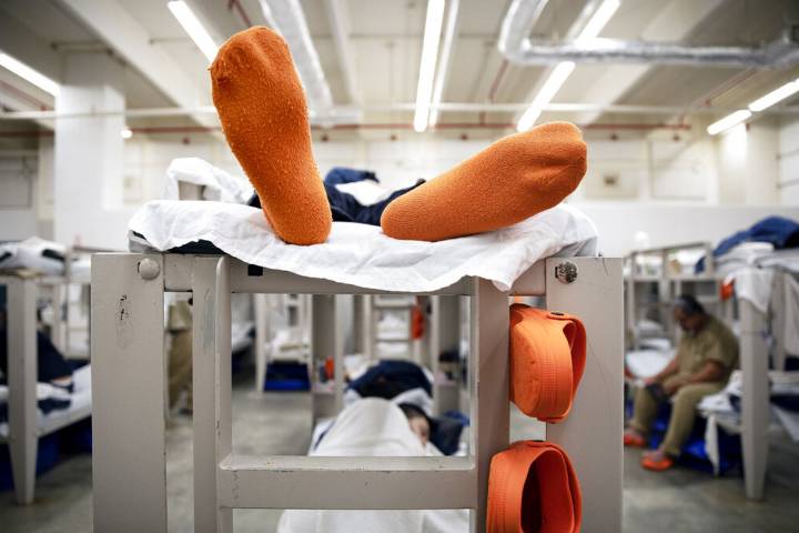 “Panhandle Pokey” será el nombre de un nuevo centro de detención para inmigrantes en Florida