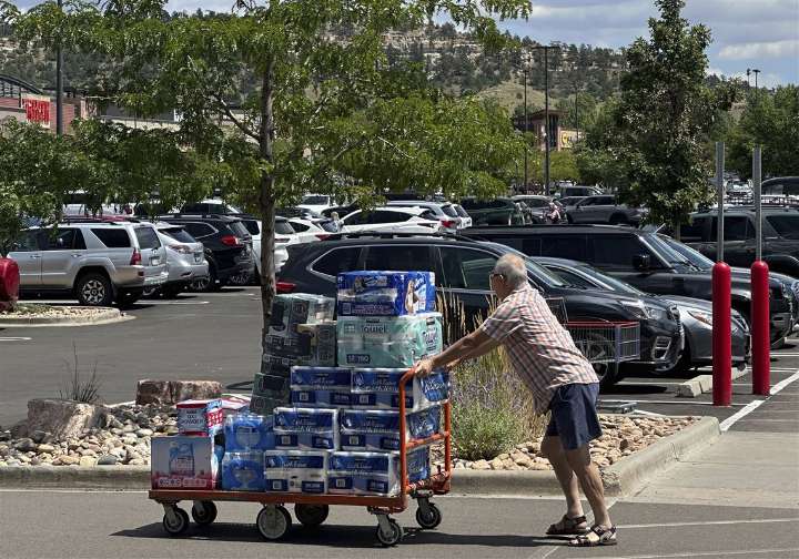 U.S. producer prices unexpectedly fell 0.1% in August