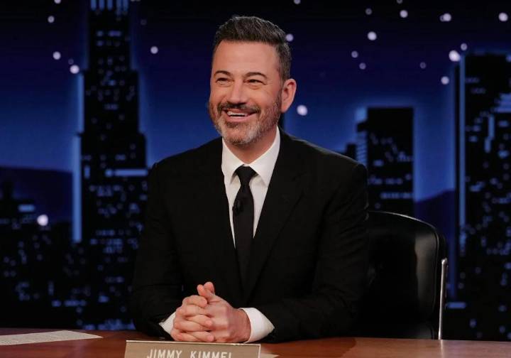 Jimmy Kimmel, emotivo pero sin dar un paso atrás: «Nuestro Gobierno no debe controlar lo que decimos»