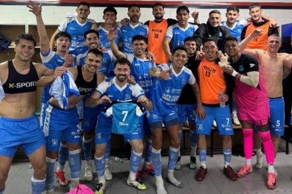Estudiantes de Río Cuarto derrotó a Colón por 1-0 y se acerca a la punta de la zona B de la Primera Nacional