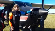Quién era Rosana Back, la mujer de 52 años que murió en un salto con paracaídas en Miramar