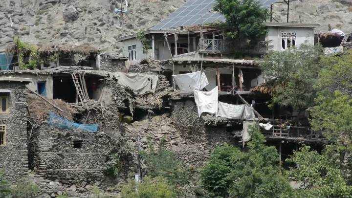 Asciende el número de muertos a más de 1,400 en Afganistán tras terremoto de 6.0