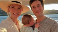 Karlie Kloss da la luz a su tercer hijo; es una niña llamada Rae Florence