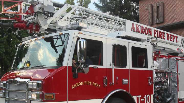 What happens now after Akron fire union rejects fact finder's report?