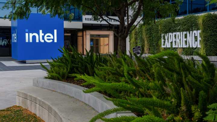 Intel needs chip factory win to sustain $50 billion stock rally