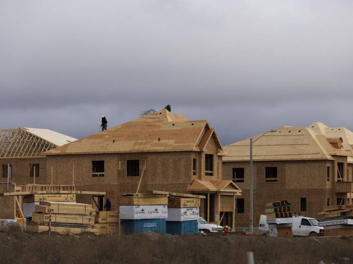 Toronto housing starts on track for lowest level in 30 years