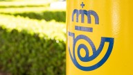 Un extrabajador de Correos abandona una maleta con cientos de envíos en una cuneta de Valladolid y se enfrenta a tres años de cárcel