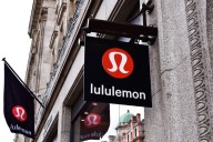 Acciones de Lululemon (LULU) caen tras previsiones recortadas y ventas débiles en EE. UU.