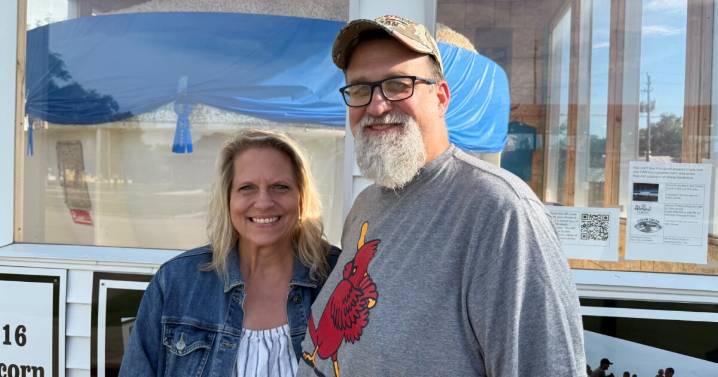 Multiple Midwest towns are proud to be 'popcorn capitals.' But who still grows the crop?