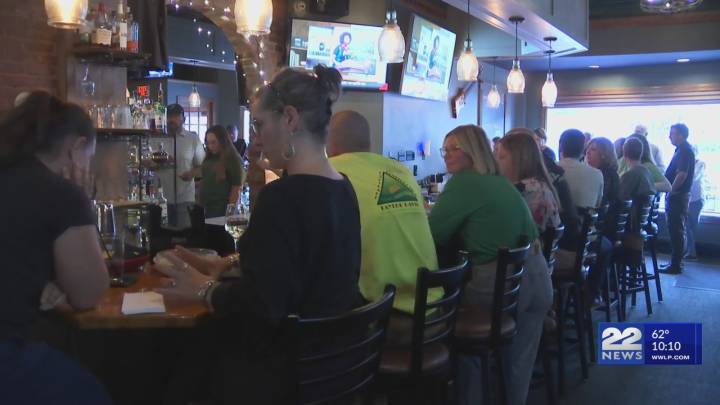 Celebrity bartenders serve up fun at Easthampton fundraiser