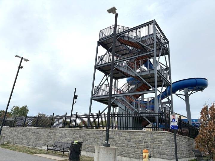 Kingston water park enclosure gets $1 million in government support