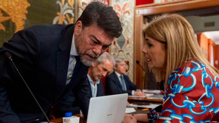 Vox advertix el PP: “Si Alacant acull un sol menor estranger, s’han acabat els pactes”