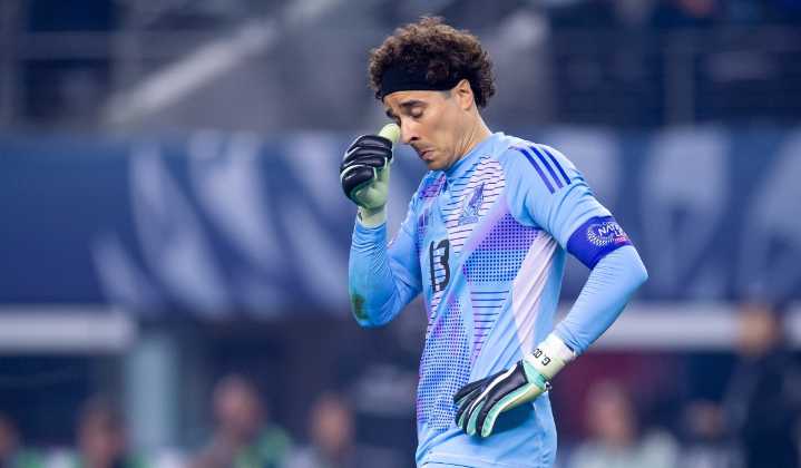 “Fue por un café y no volvió”: Revelan la razón por la que Memo Ochoa no firmó con el Burgos