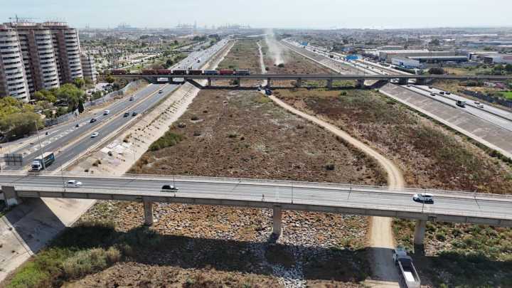 València retira 111 toneladas de residuos generados por la dana en el nuevo cauce del Túria
