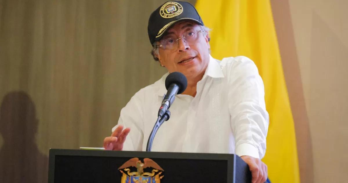 Petro insiste en una constituyente y lanzó nuevas críticas al Congreso