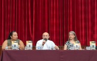 Libro quiere dar consuelo y paz a desesperanzados