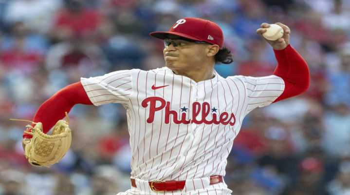 Jesús Luzardo cierra temporada regular con récords personales en MLB