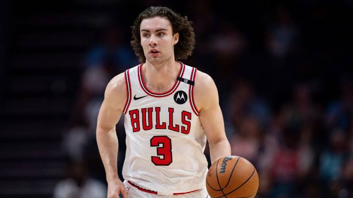 Report: Josh Giddey re-ups with Bulls on four