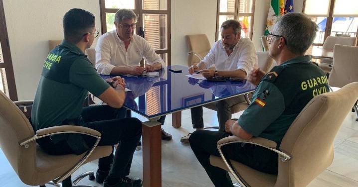 El alcalde de Puente Genil vincula el tiroteo al narcotráfico y pide más efectivos para acabar con la inseguridad