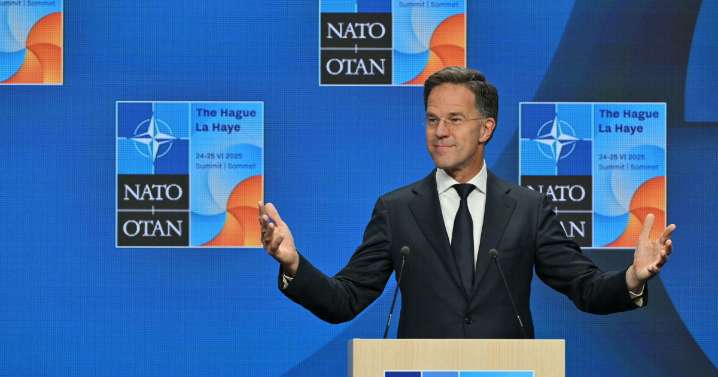 Rutte desvela que los drones rusos sobrevolaron hasta cinco países y señala a España como posible objetivo